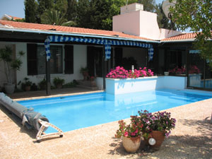 tala villa with swimming pool