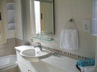 universal apartment for rent